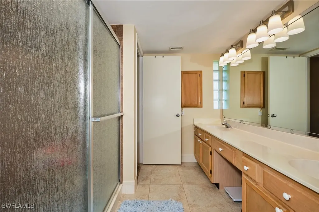 16928 Villas Square Fort Myers FL 33908