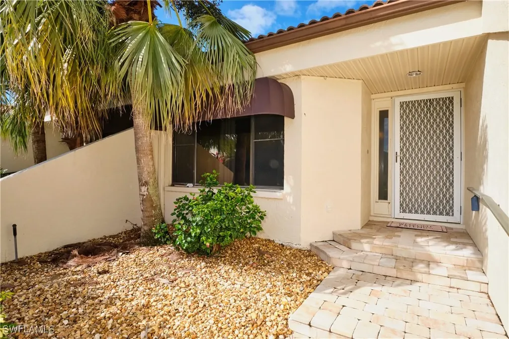 16928 Villas Square Fort Myers FL 33908