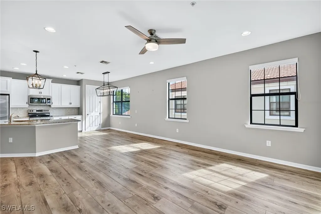 26111 Palace Lane Bonita Springs FL 34135