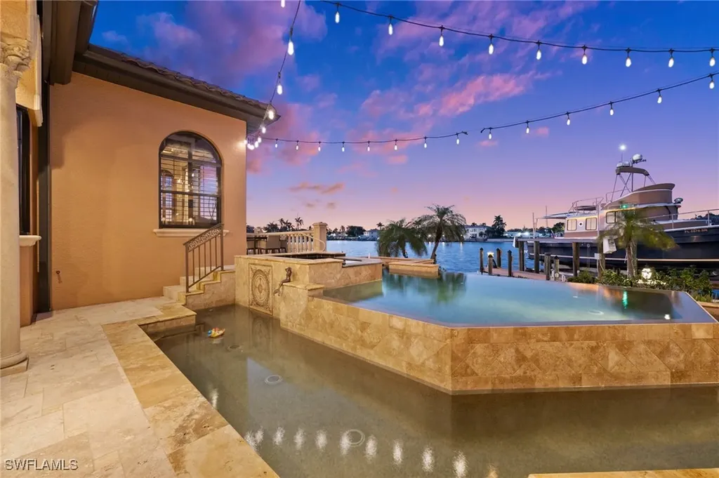 1641 Edith Esplanade Cape Coral FL 33904