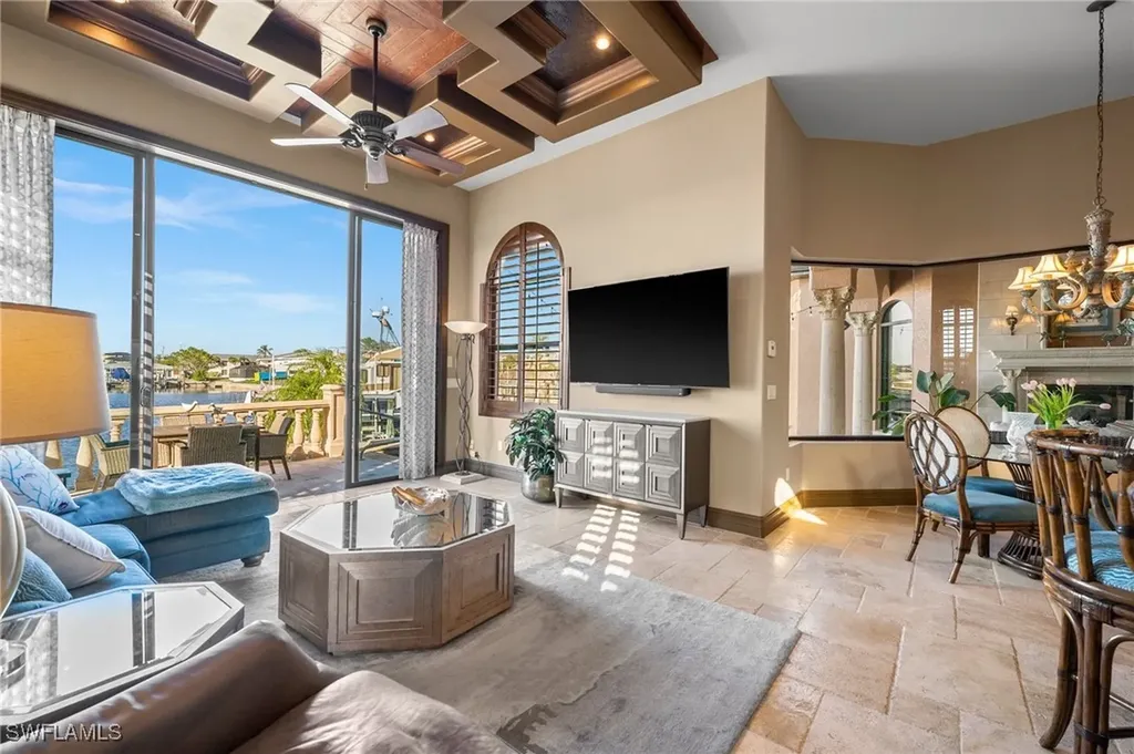 1641 Edith Esplanade Cape Coral FL 33904