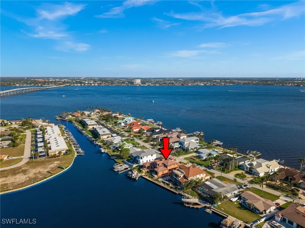 1641 Edith Esplanade Cape Coral FL 33904