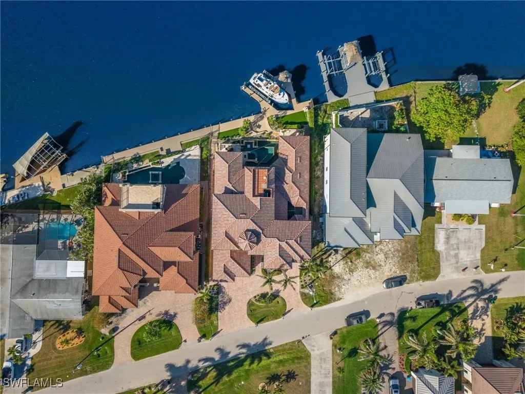1641 Edith Esplanade Cape Coral FL 33904