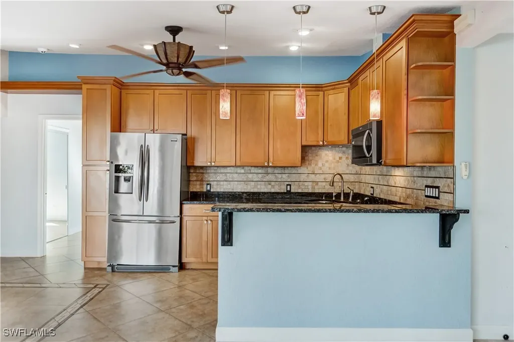 1737 SE 43rd Street Cape Coral FL 33904