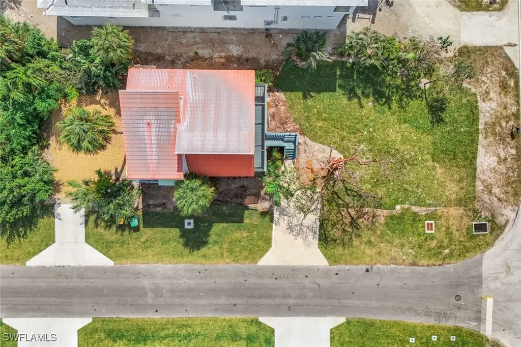 9780 Vanderbilt Drive Naples FL 34108