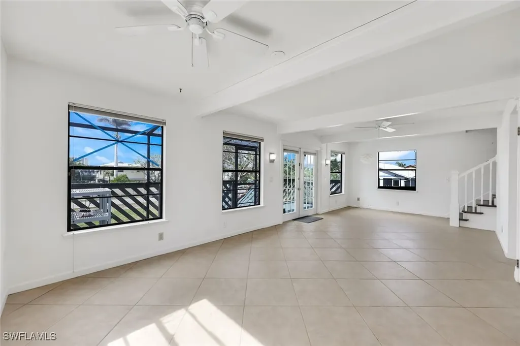 9780 Vanderbilt Drive Naples FL 34108