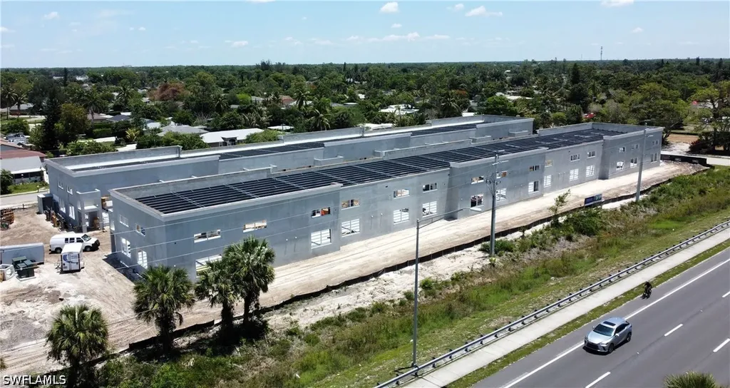 11075 Tamiami Trail E Naples FL 34113