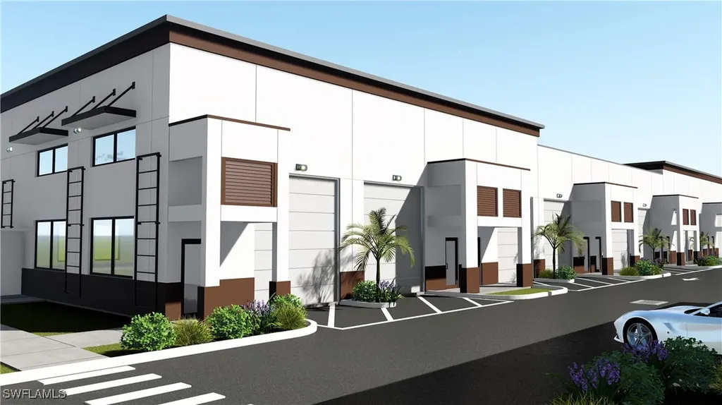 11075 Tamiami Trail E Naples FL 34113