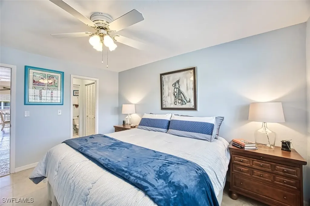 561 Periwinkle Way Sanibel FL 33957