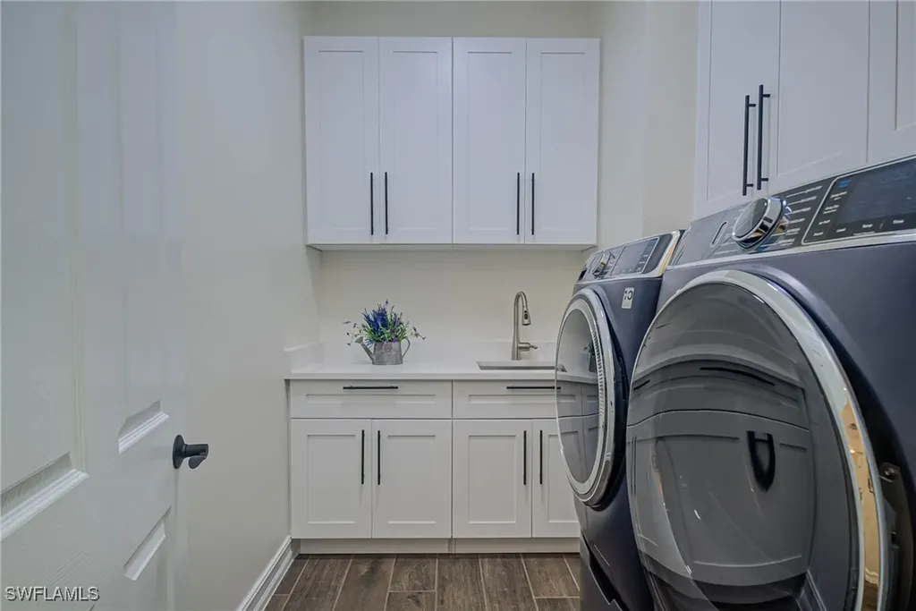 2070 Hickeys Creekside Drive Alva FL 33920