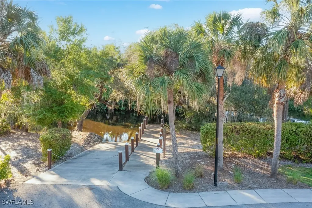 2070 Hickeys Creekside Drive Alva FL 33920