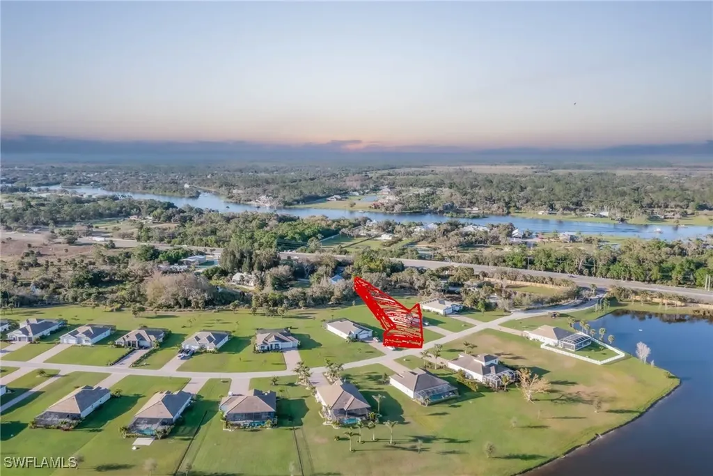 2070 Hickeys Creekside Drive Alva FL 33920