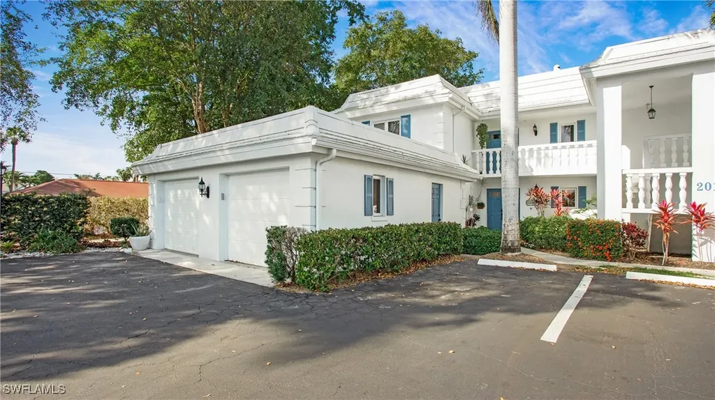 201 Palm River Boulevard Naples FL 34110
