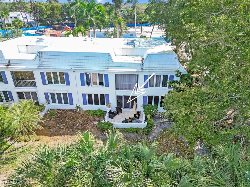 201 Palm River Boulevard Naples FL 34110