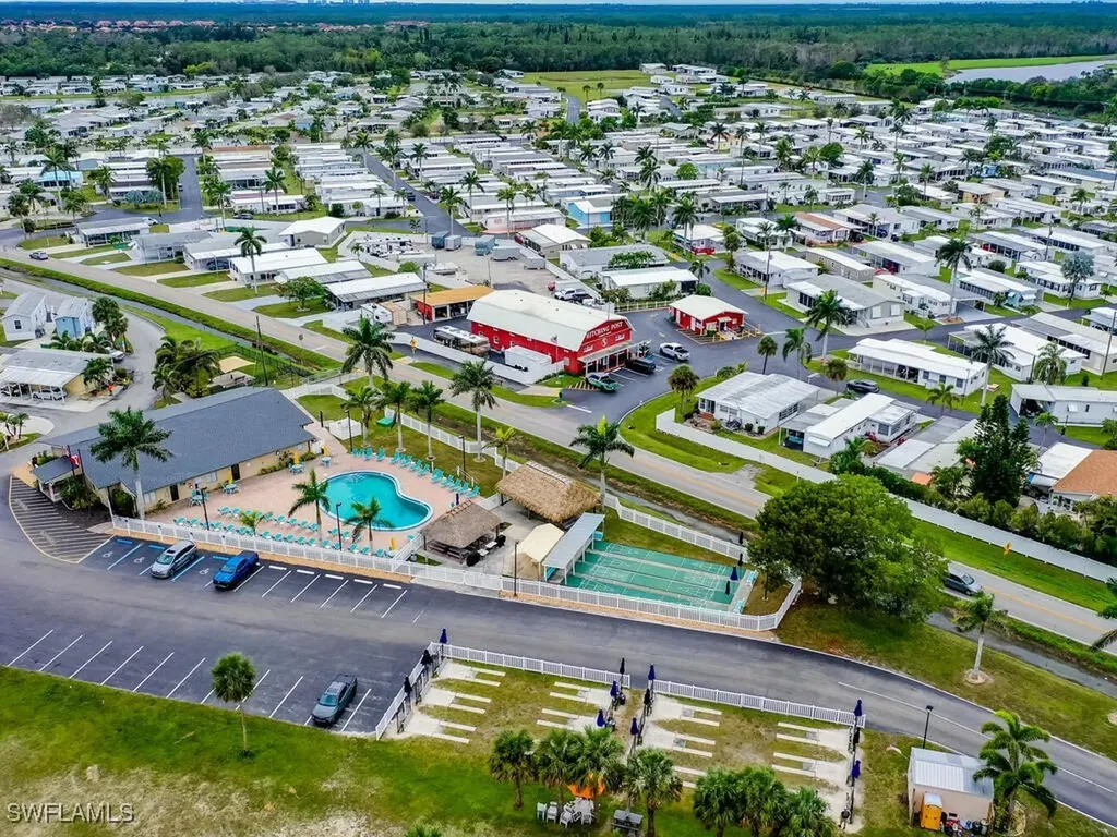 35 Cimmaron Trail Naples FL 34113