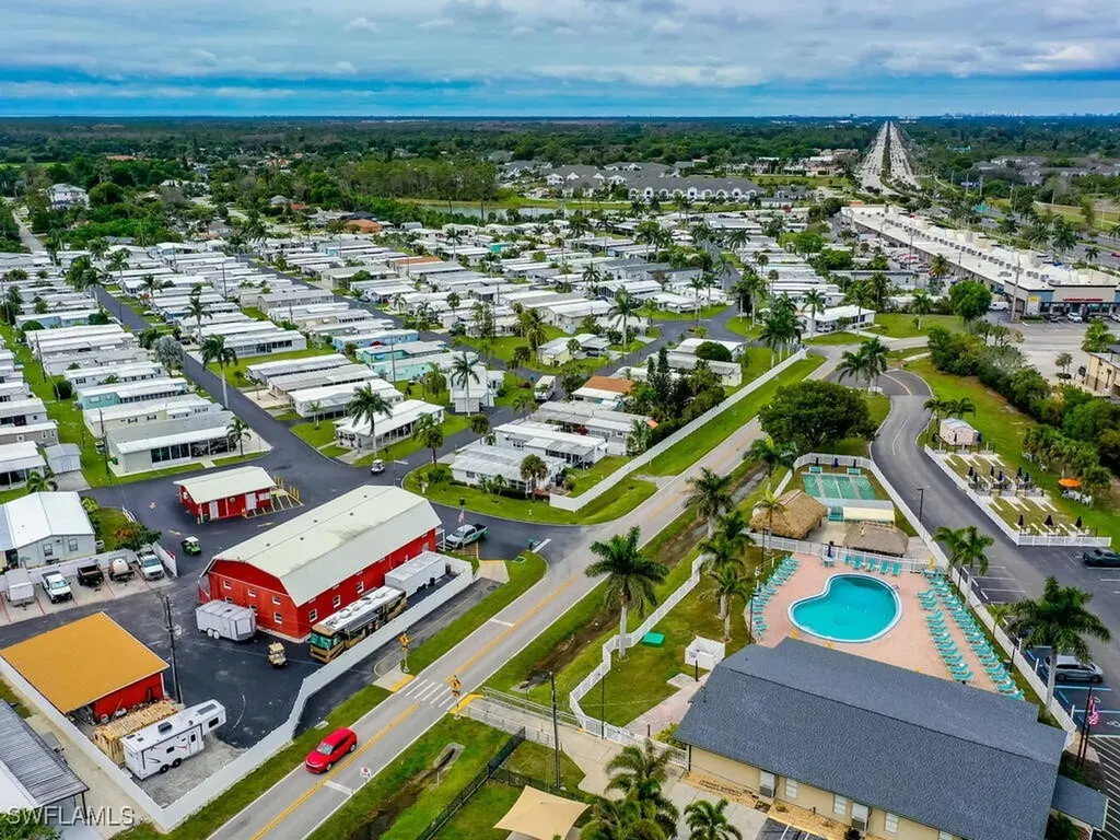 35 Cimmaron Trail Naples FL 34113