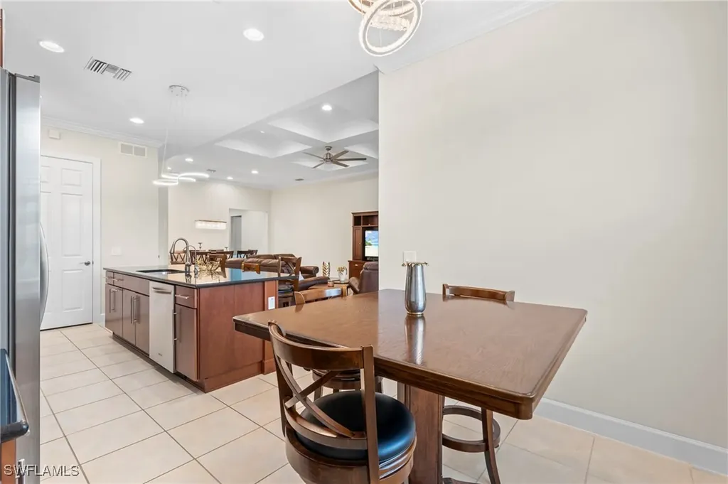 9328 Fieldstone Lane Naples FL 34120