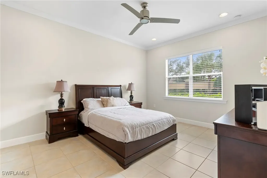 9328 Fieldstone Lane Naples FL 34120