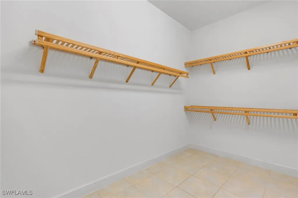 9328 Fieldstone Lane Naples FL 34120