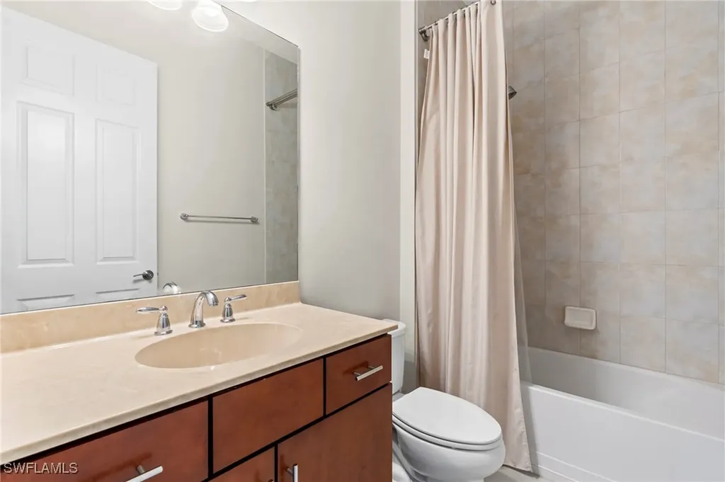 9328 Fieldstone Lane Naples FL 34120