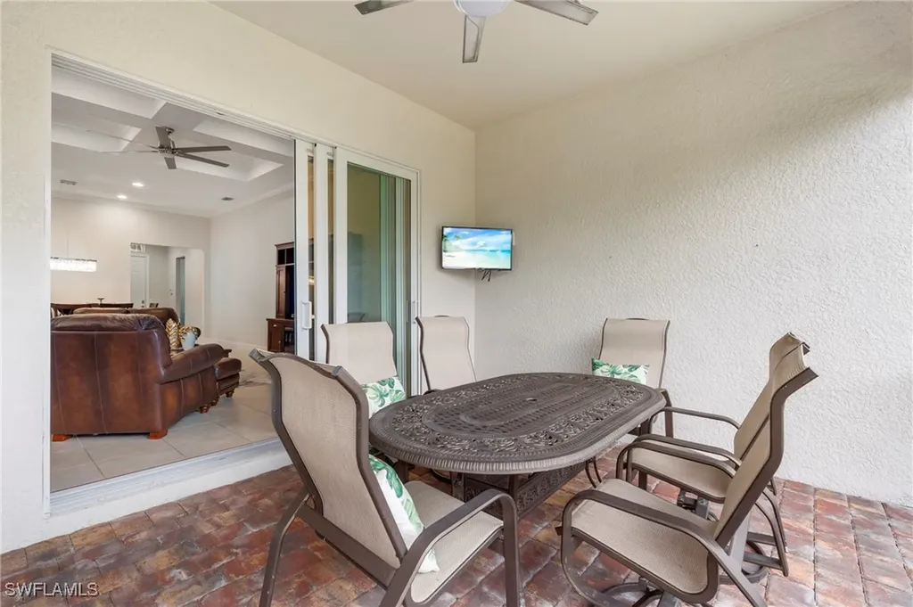 9328 Fieldstone Lane Naples FL 34120