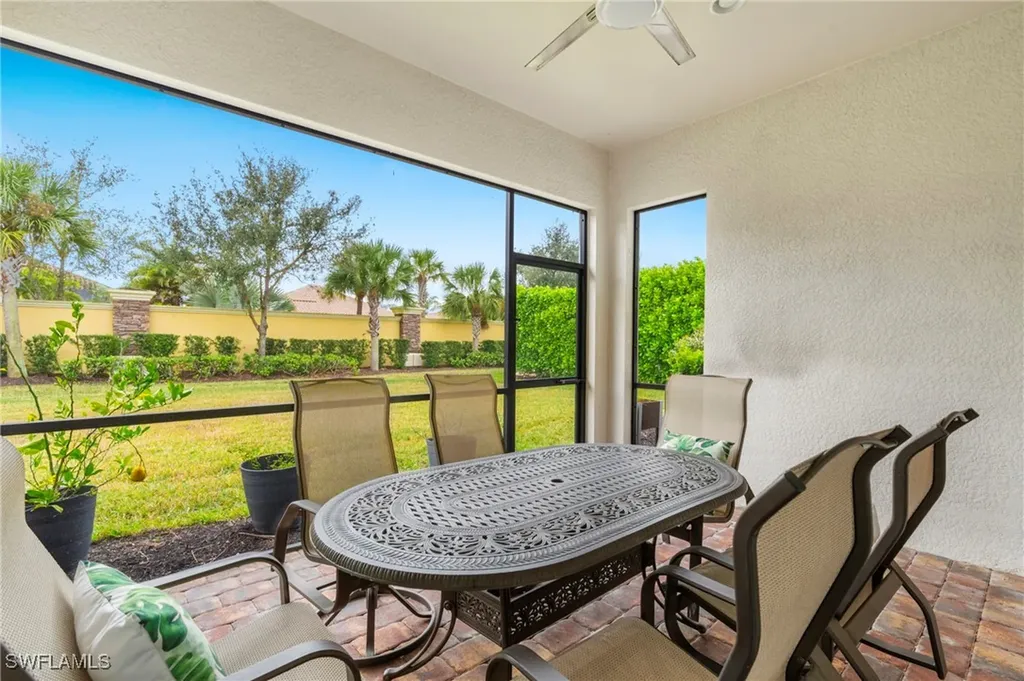 9328 Fieldstone Lane Naples FL 34120