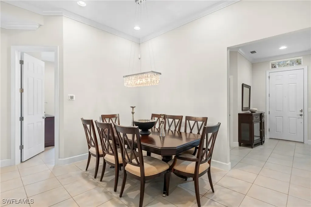 9328 Fieldstone Lane Naples FL 34120