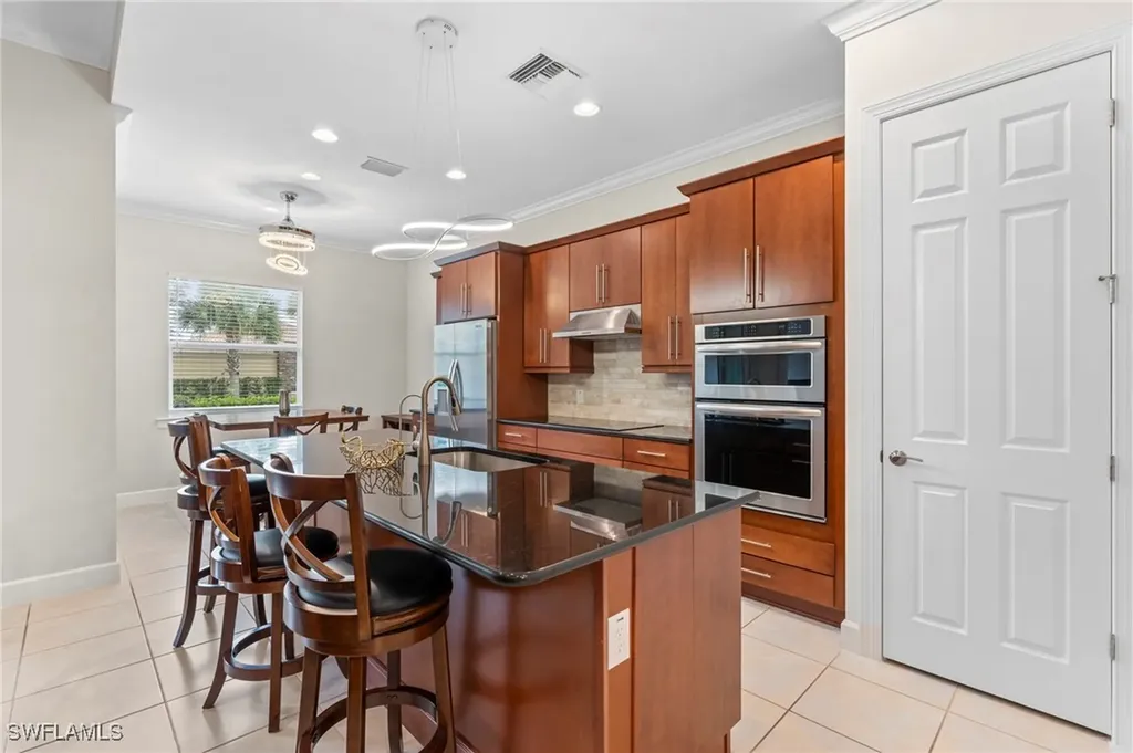 9328 Fieldstone Lane Naples FL 34120