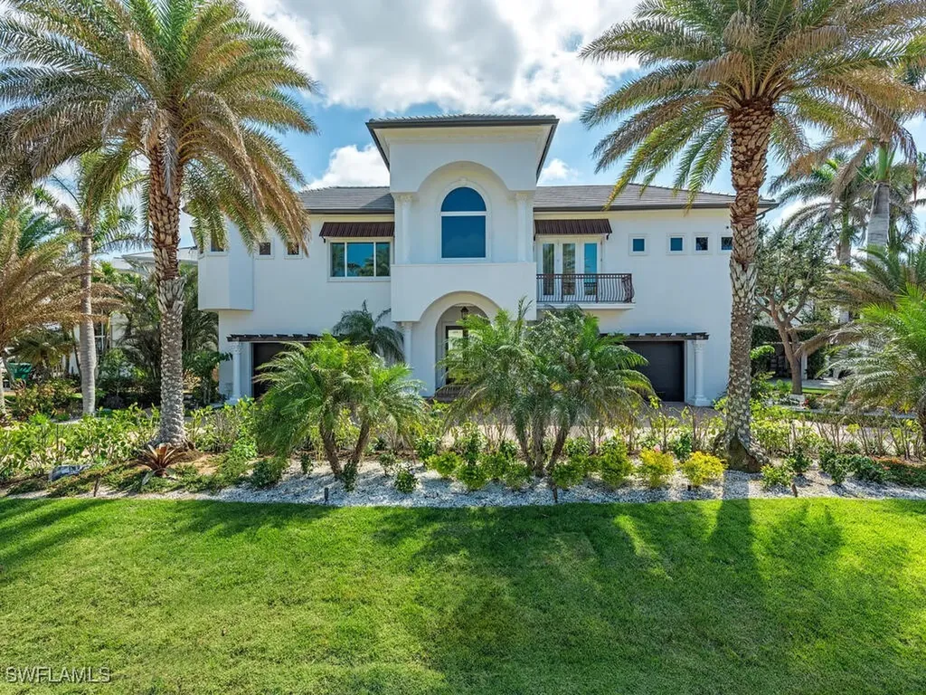 Naples FL, 140 Conners Avenue