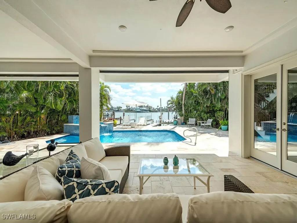 140 Conners Avenue Naples FL 34108