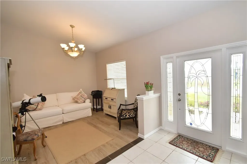 2218 SW 12th Place Cape Coral FL 33991