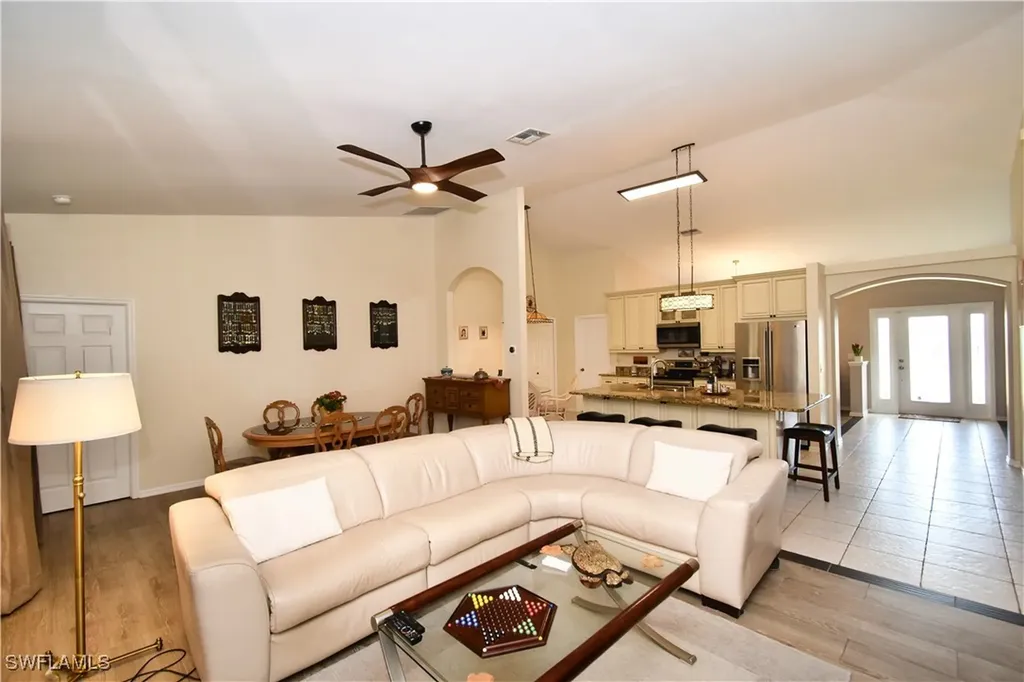 2218 SW 12th Place Cape Coral FL 33991