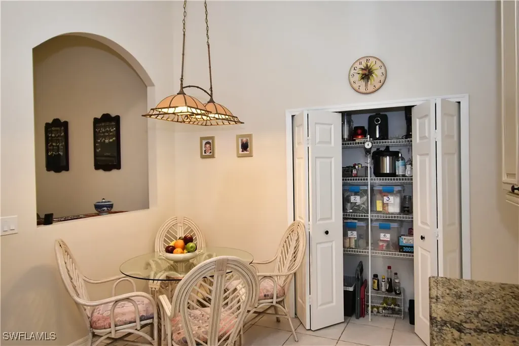 2218 SW 12th Place Cape Coral FL 33991