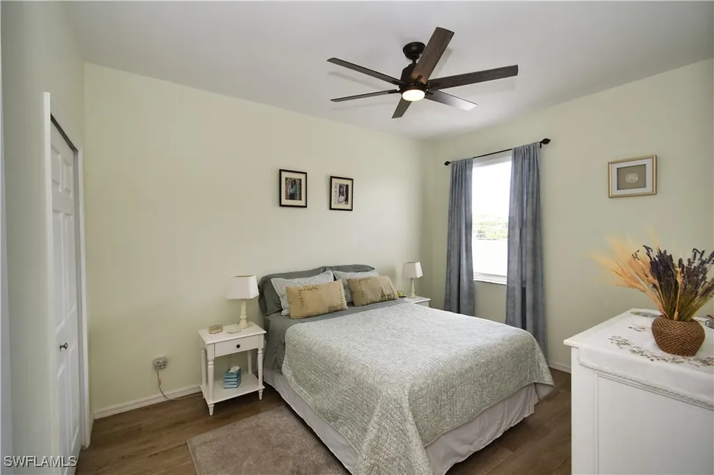 2218 SW 12th Place Cape Coral FL 33991