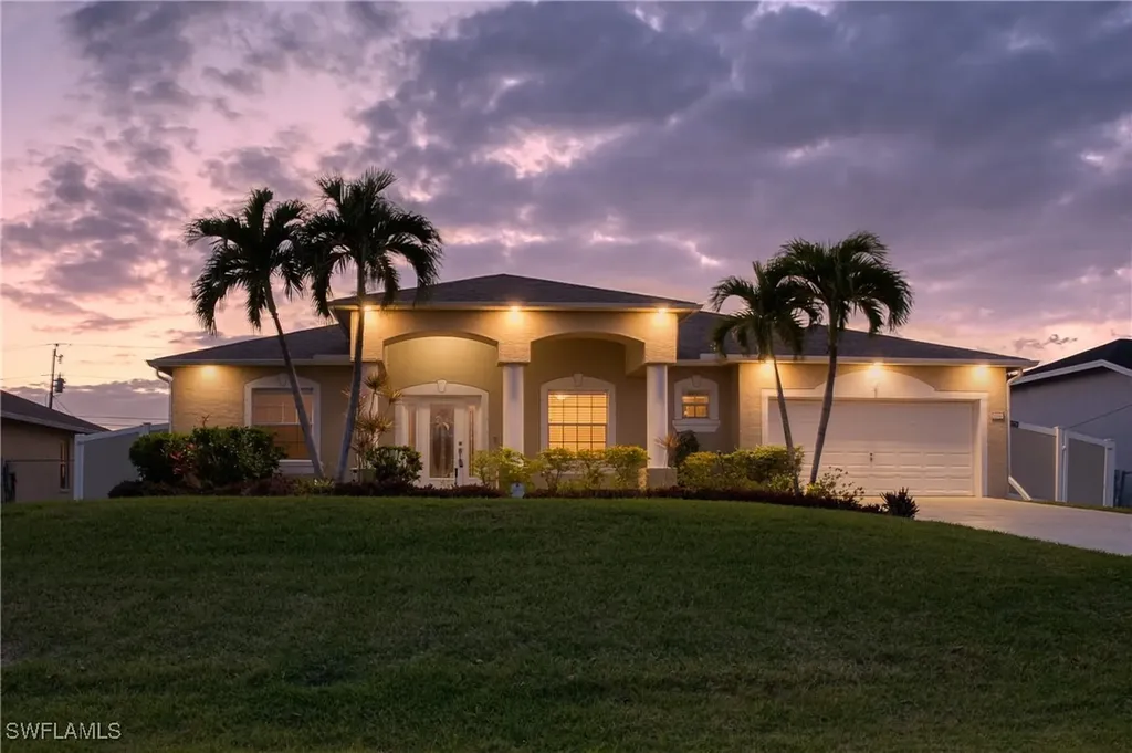 2218 SW 12th Place Cape Coral FL 33991