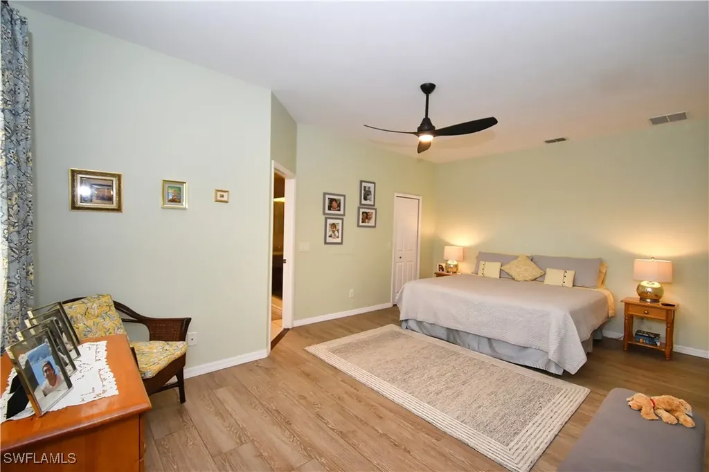 2218 SW 12th Place Cape Coral FL 33991