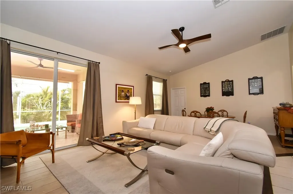 2218 SW 12th Place Cape Coral FL 33991