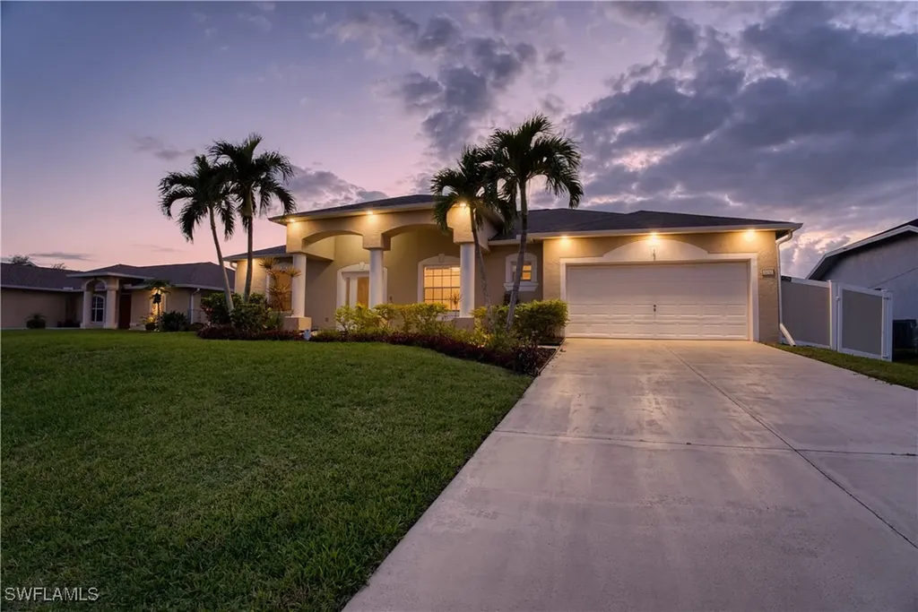 2218 SW 12th Place Cape Coral FL 33991