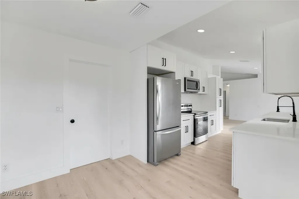 2930 6th Avenue SE Naples FL 34117