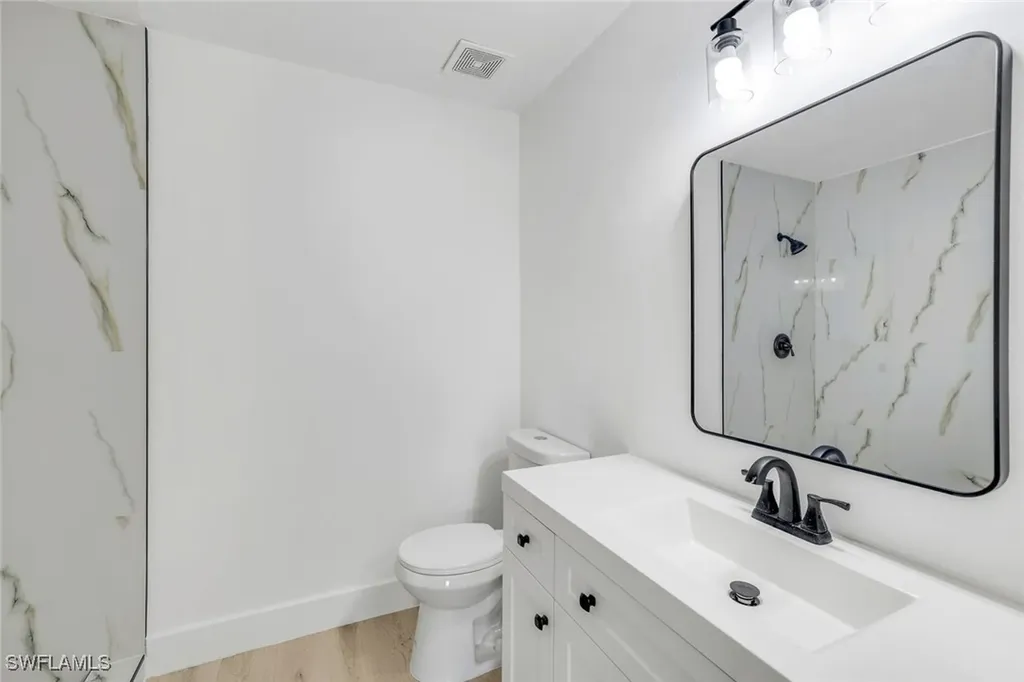 2930 6th Avenue SE Naples FL 34117