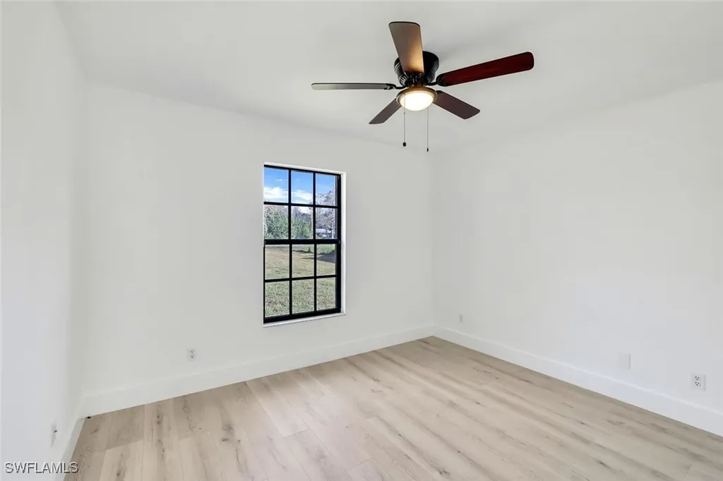 2930 6th Avenue SE Naples FL 34117