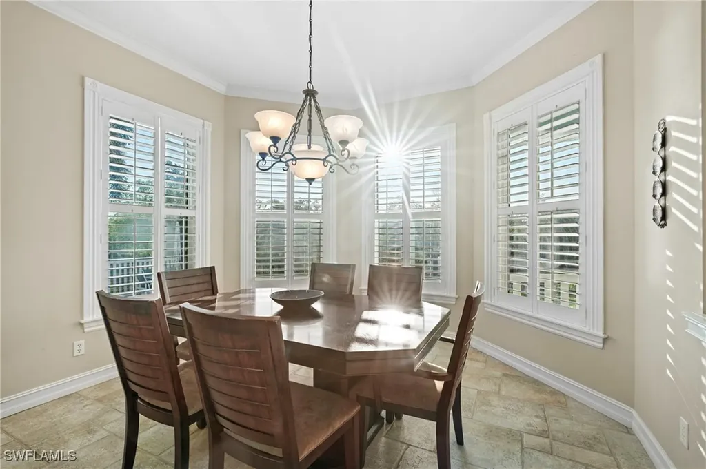 1495 Gordon River Lane Naples FL 34104