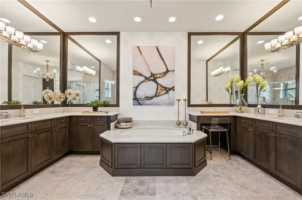 4056 Nova Lane Naples FL 34119