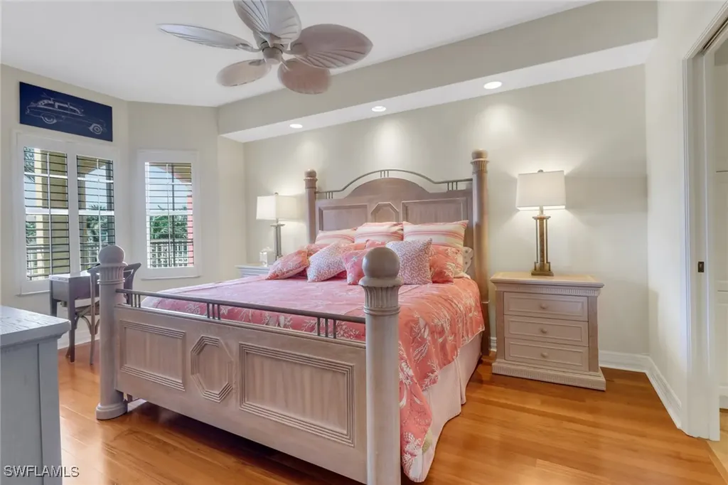 410 Bayfront Place Naples FL 34102
