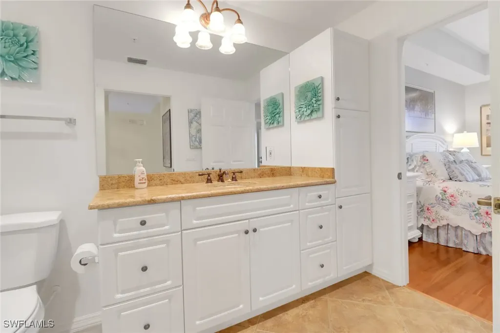 410 Bayfront Place Naples FL 34102