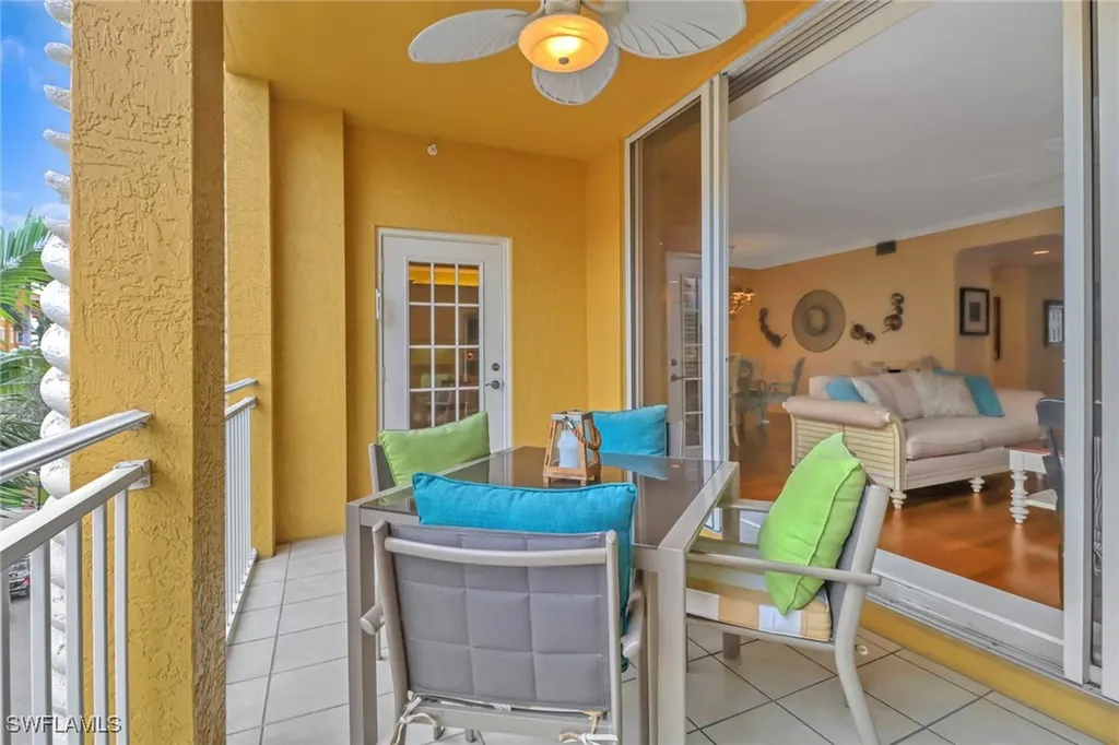 410 Bayfront Place Naples FL 34102