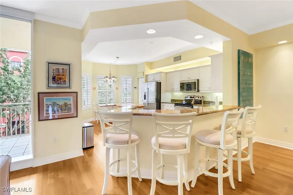 410 Bayfront Place Naples FL 34102