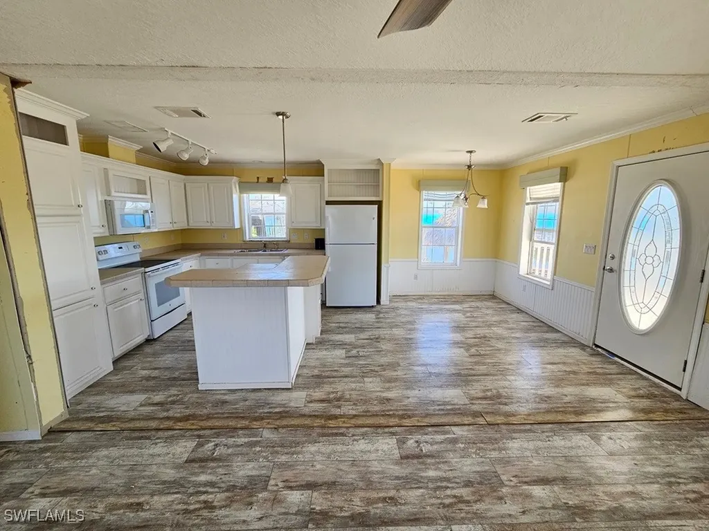 3763 Dewberry Lane St. James City FL 33956