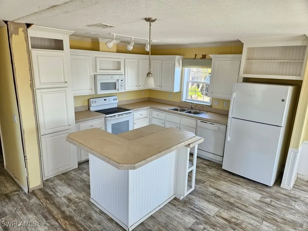 3763 Dewberry Lane St. James City FL 33956