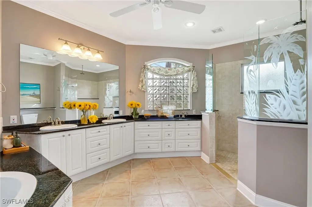 4402 SW 12th Place Cape Coral FL 33914